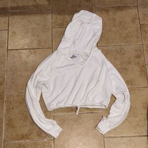 Hollister White Cropped Hoodie Relaxed Sweatshirt